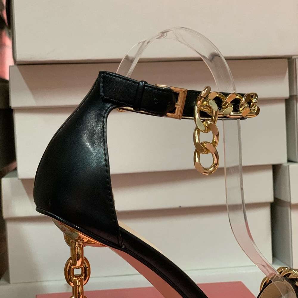 Women’s Ankle Strap Gold Chain Detail High Heel Sandal in Black Faux Leather - Picture 14 of 16